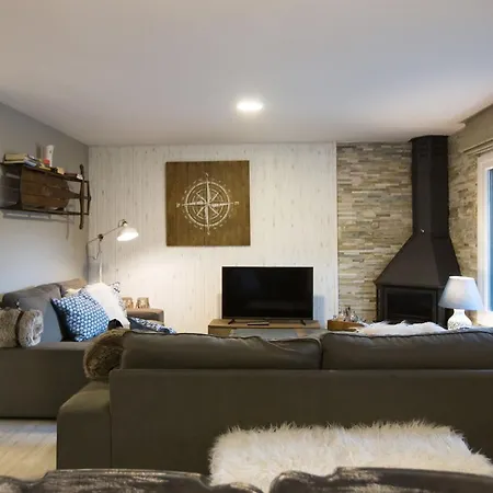 Chalet Fir Cove By Keywii Sallent de Gállego